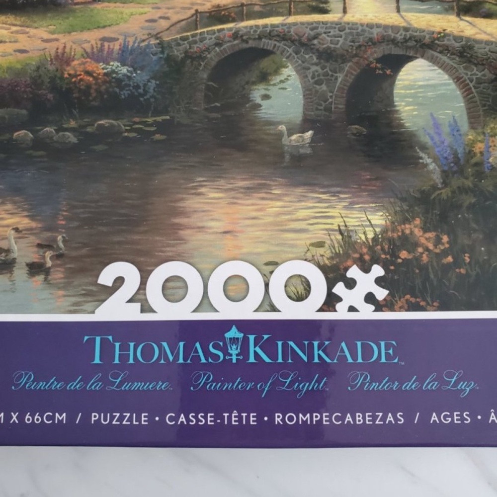 Thomas Kinkade A Dreamy Retreat Puzzle 2000 Pieces - Picture 3 of 7